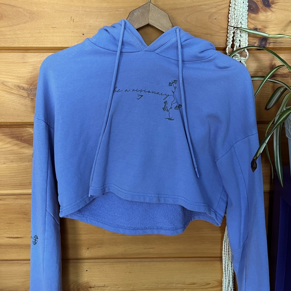 Gymshark be a visionary purple cropped hoodie *limited edition